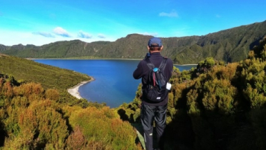 Hiking in Lagoa do Fogo - Azores