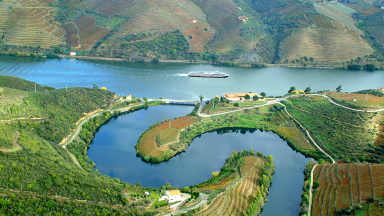Day 6 - Be enchanted by the beautiful Douro region