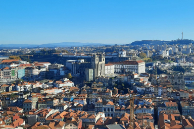 Dia 8 - Faça uma visita guiada à fascinante cidade do Porto